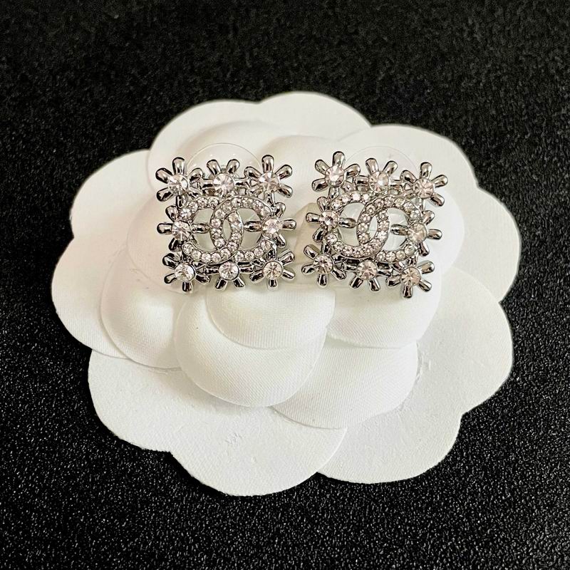 Chanel Earring 09yxs309